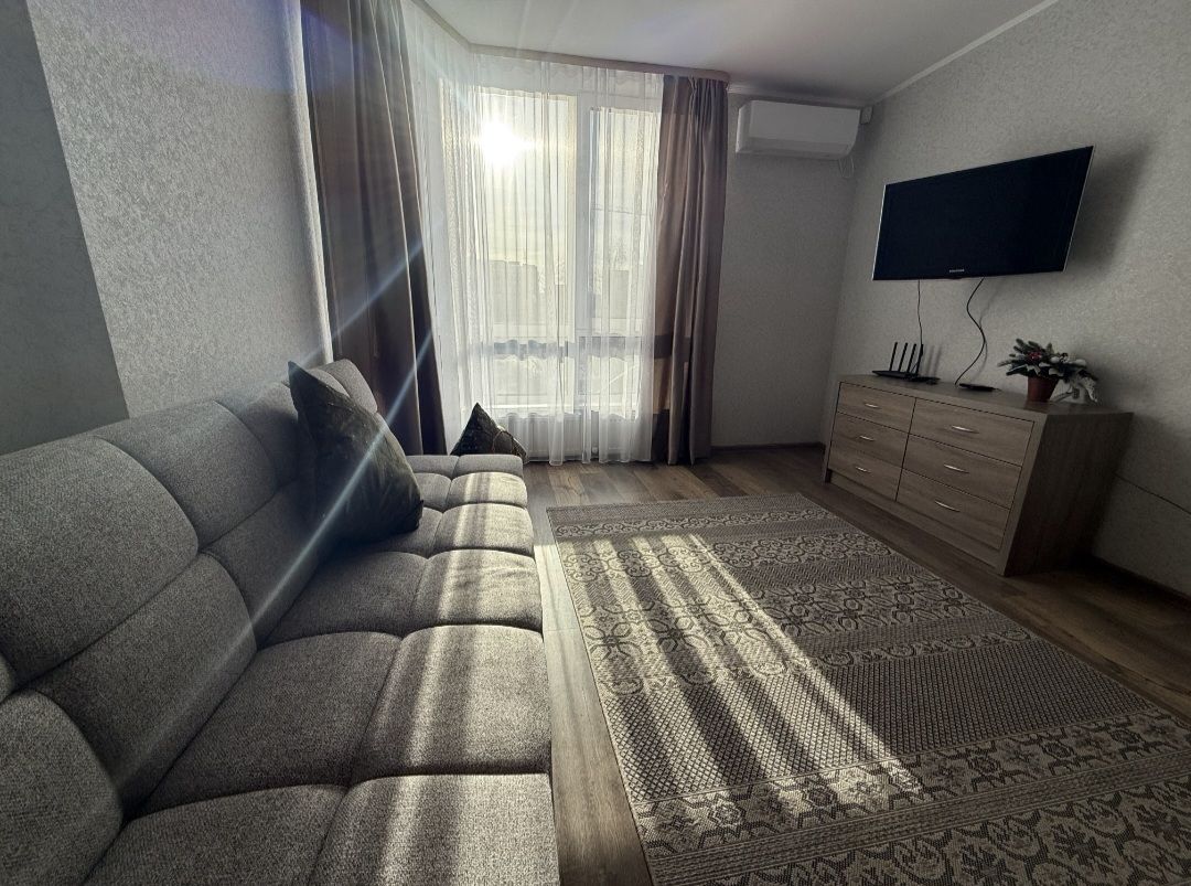 Warm — світла квартира в центрі — фото квартири